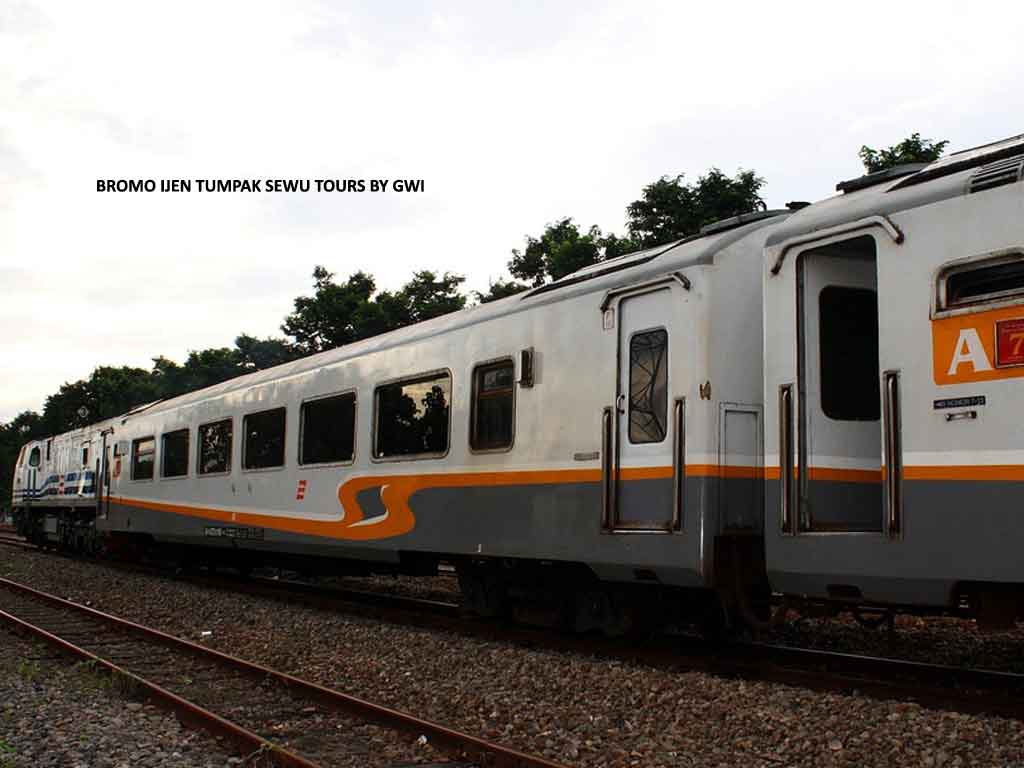 Malang to Bromo Ijen Tumpak Sewu Tour