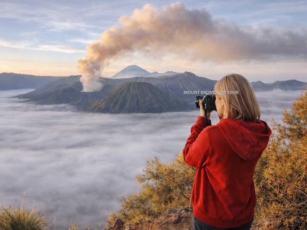 MOUNT BROMO IJEN TUMPAK SEWU WATERFALL TOUR FROM MALANG PHOTO 1024x768 - BROMO IJEN TUMPAK SEWU TOUR FROM MALANG 3 DAYS