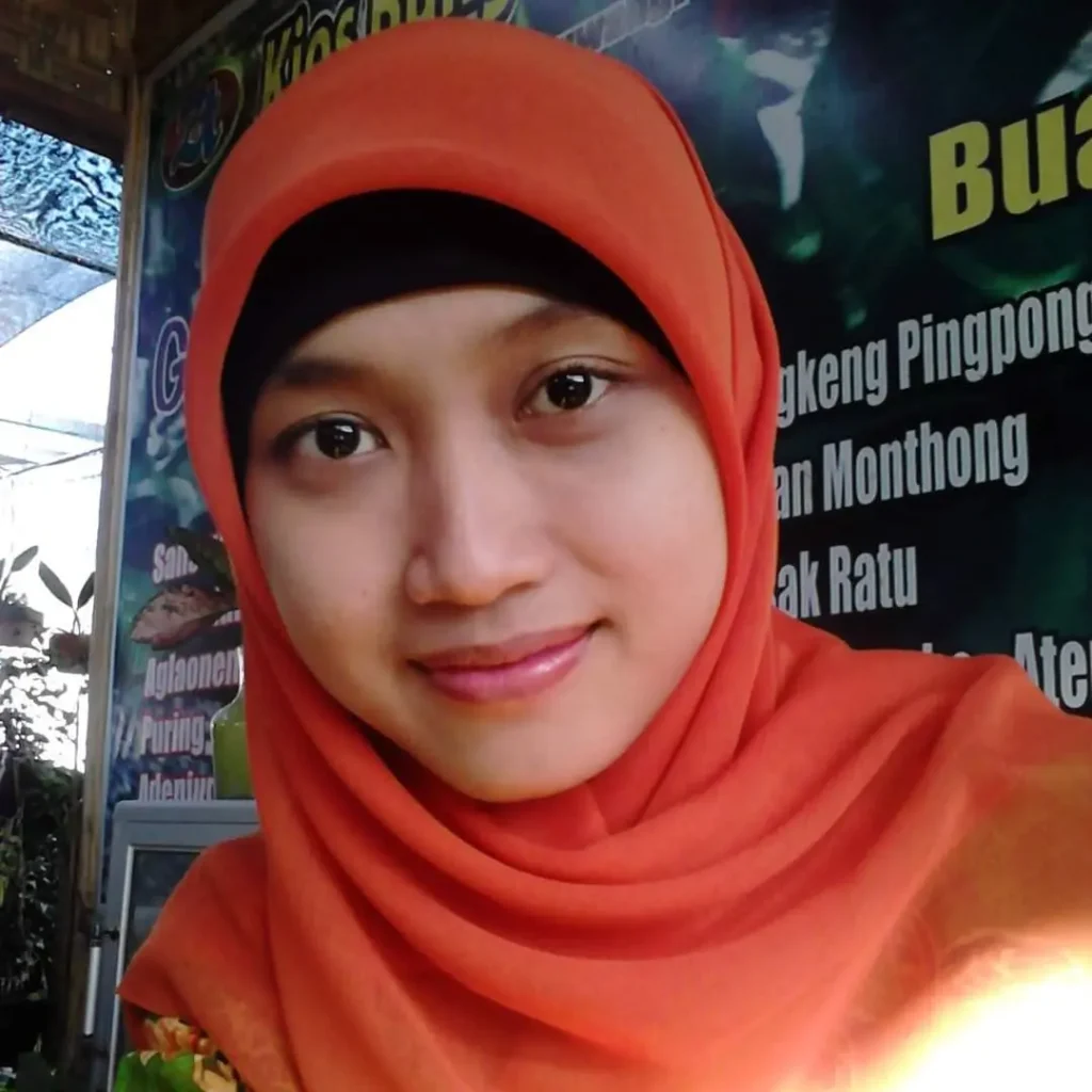 Devita custumer services Bromo Ijen Tour GWI